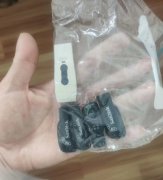 3个256GU盘，功能一切正常，没用多久就买了更大容积的硬盘