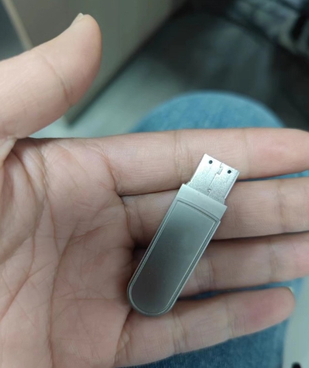 全网价格最低-U盘,二手u盘,有几千个,都是人家投标单位用过 全网价格最低-U盘,二手u盘,有几千个,都是人家投标单位用过