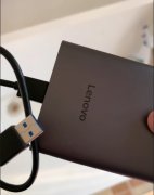 自用移动硬盘，原来插在游戏机上用的，没怎么使用过。