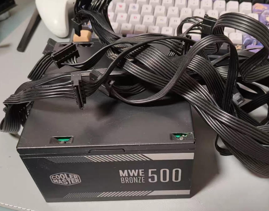 酷冷至尊MWE BRONZE 500W铜牌电源,型号MPE- 酷冷至尊MWE BRONZE 500W铜牌电源,型号MPE-